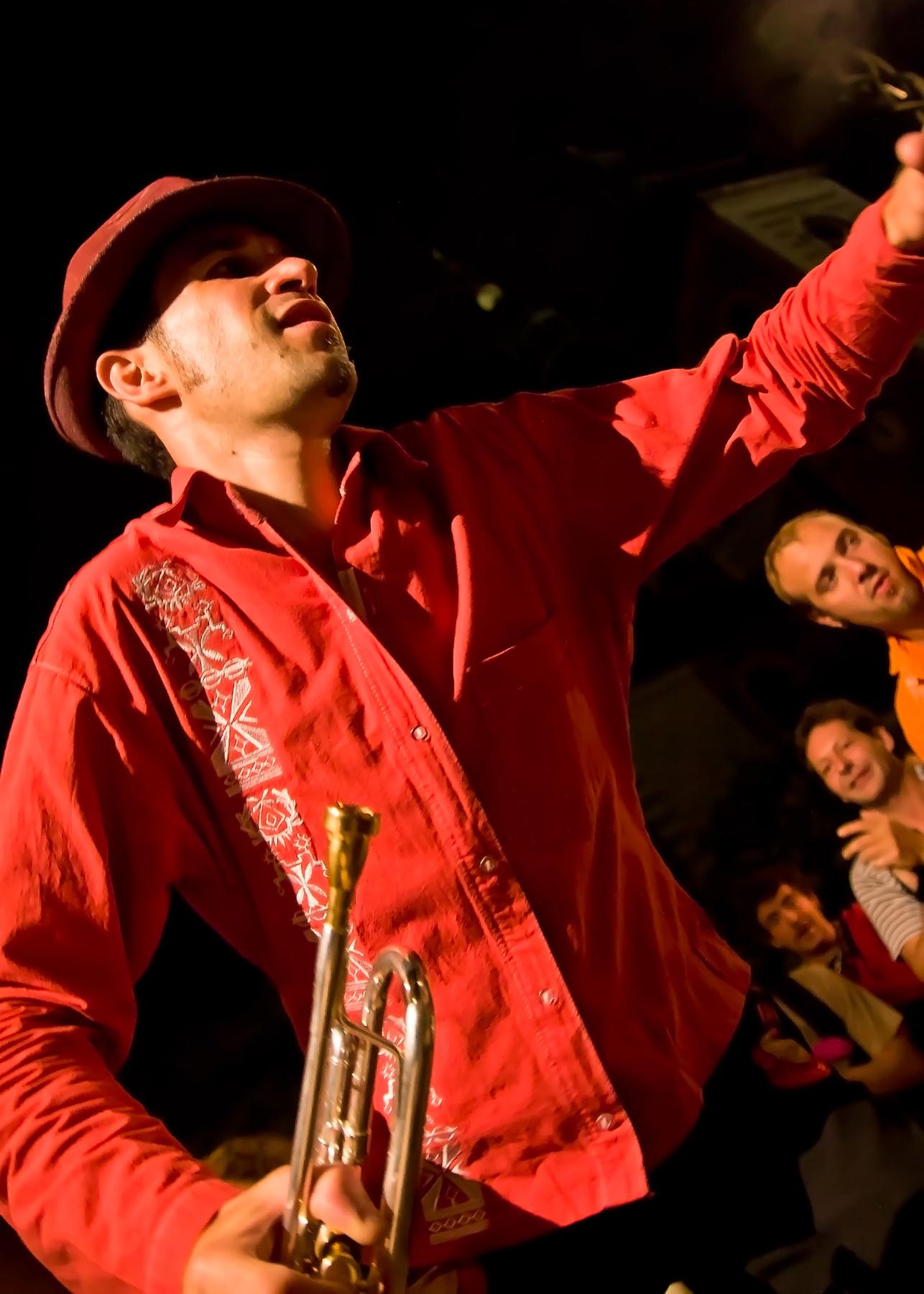 /Guewen/galeries/public/Concert_festival/La_Belle_Image_fanfare/Buya_2/la_bouya_del_fandango_2_040.jpg