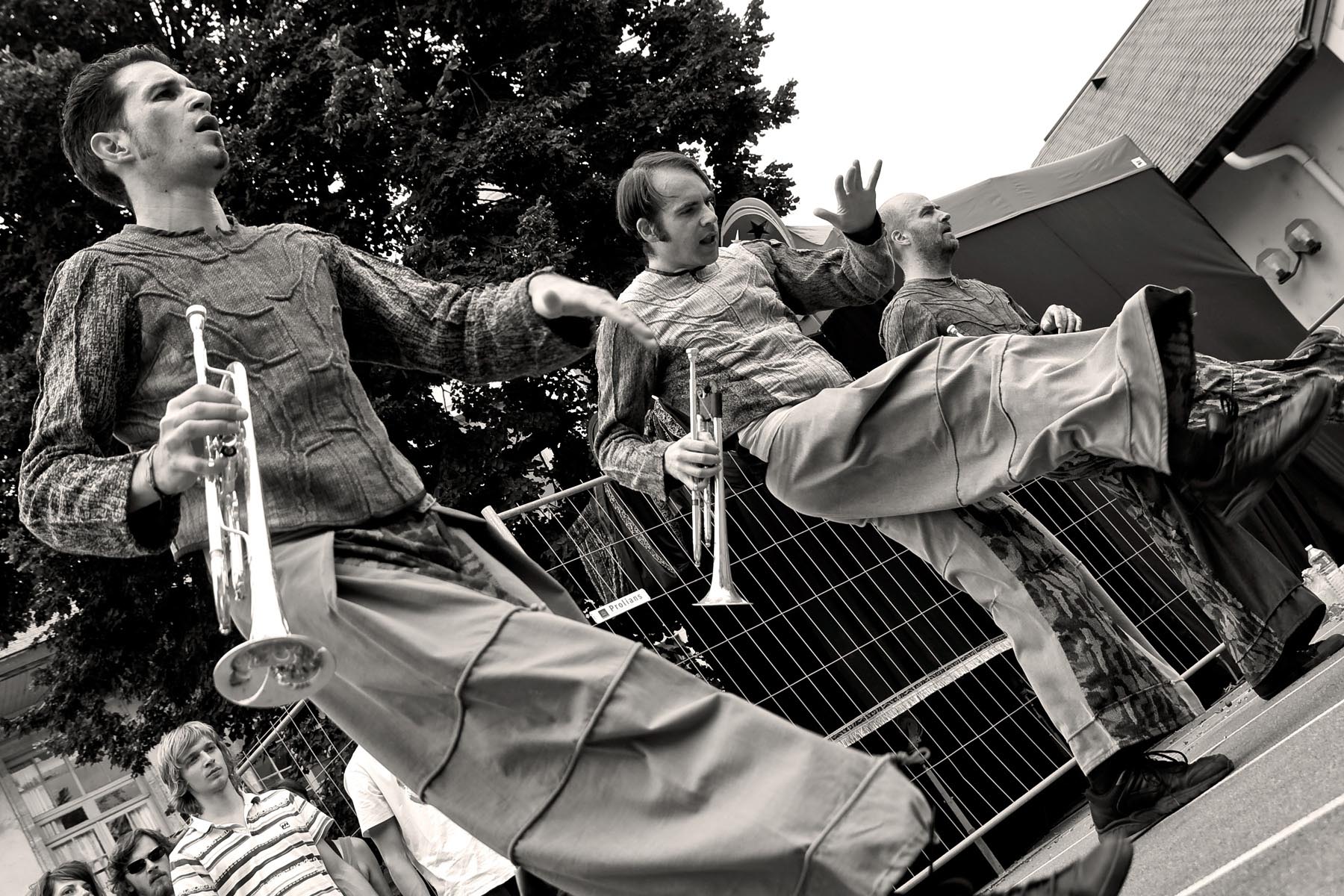 /Guewen/galeries/public/Concert_festival/La_Belle_Image_fanfare/Corps_soufflant-1/diabladas_corps_soufflant_054.jpg