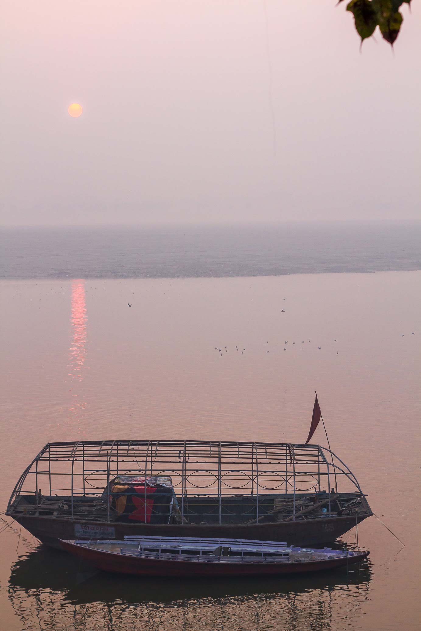 /Guewen/galeries/public/Voyages/Inde/varanasi/gange/Ganga-2/Varanasi-gange_067.jpg