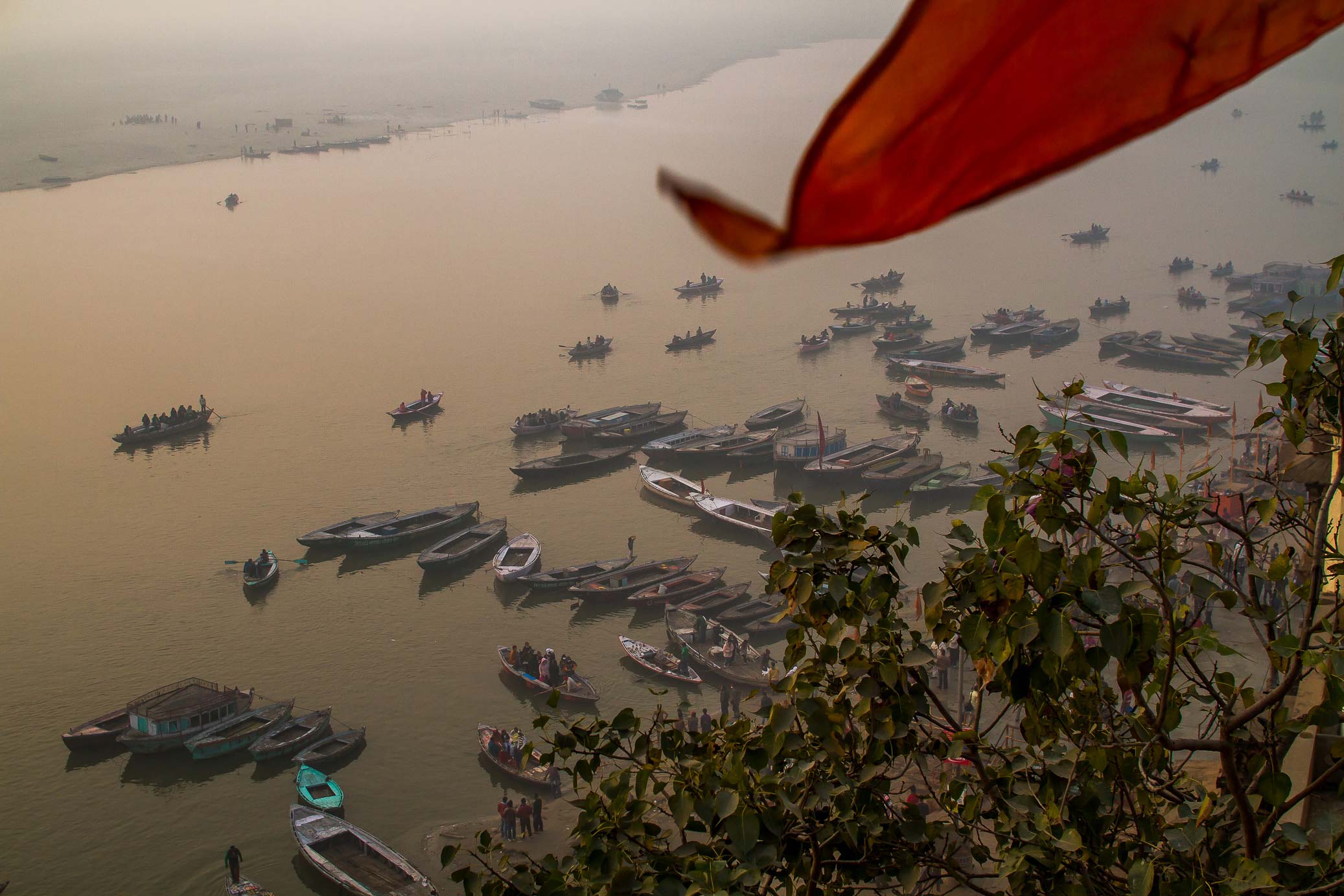 /Guewen/galeries/public/Voyages/Inde/varanasi/gange/Ganga-2/Varanasi-gange_080.jpg