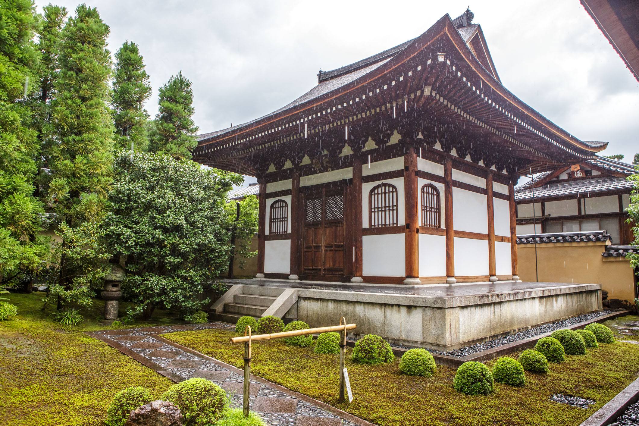 /Guewen/galeries/public/Voyages/Japon/kyoto/Ryoanji-Temple/Ryoanji-Temple_017.jpg