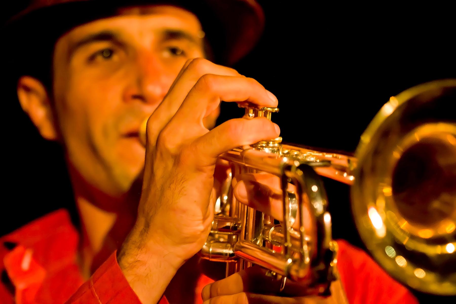 /Guewen/galeries/public/Concert_festival/La_Belle_Image_fanfare/Buya_1/la_bouya_del_fandango_1_049.jpg