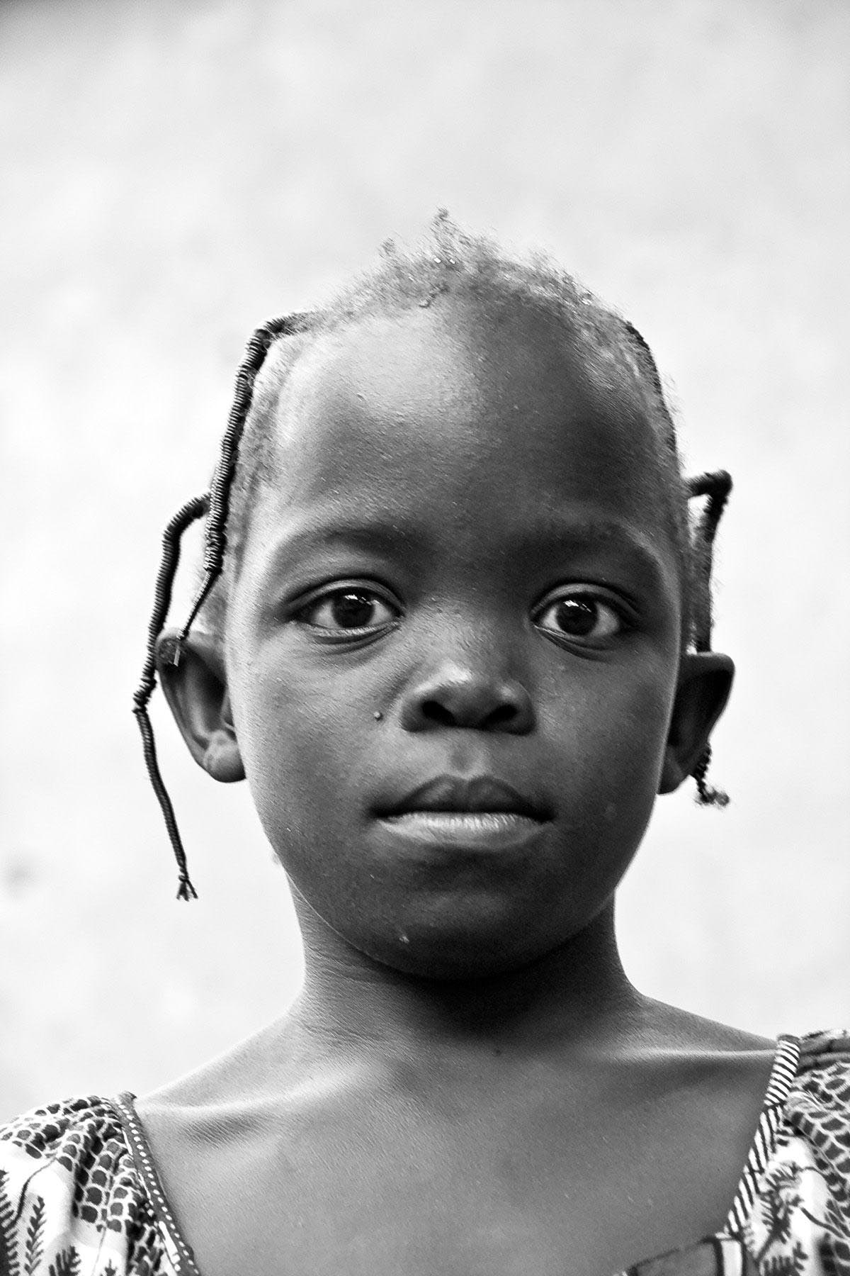 /Guewen/galeries/public/Voyages/Burkina_Faso/Cabaret_eugenes/cabaret_eugene_104.jpg