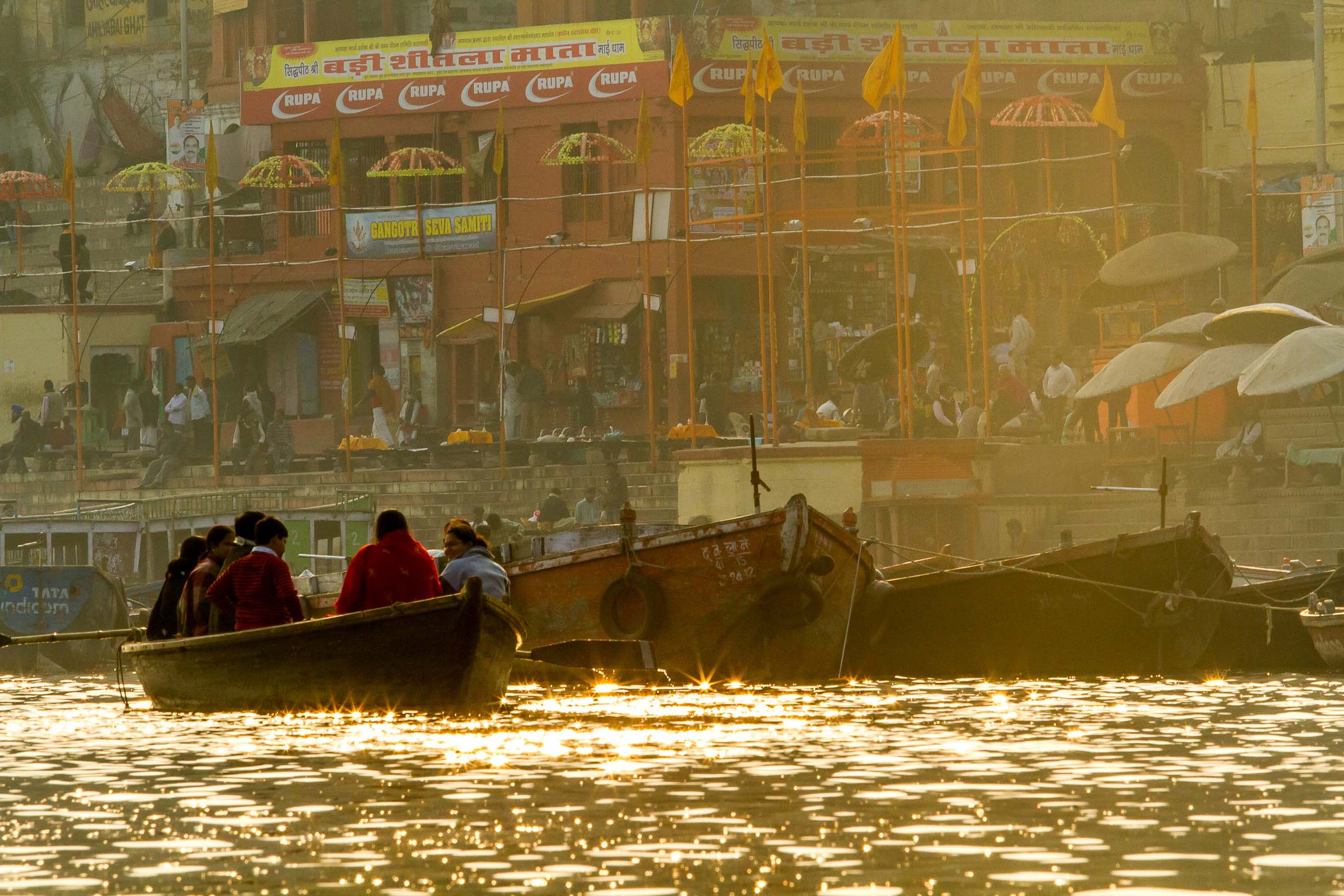 /Guewen/galeries/public/Voyages/Inde/varanasi/gange/Ganga-2/Varanasi-gange_054.jpg